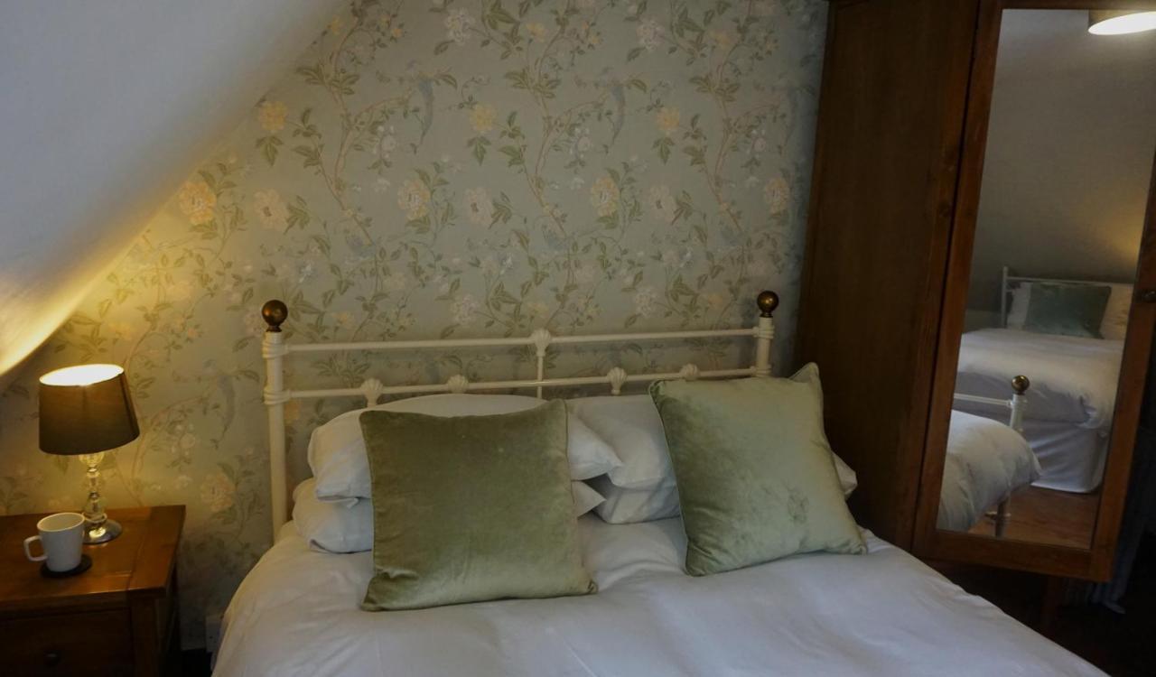 The Bull Hotel Maidstone/Sevenoaks 로섬 외부 사진