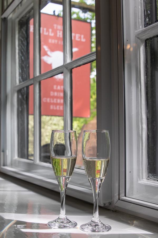 The Bull Hotel Maidstone/Sevenoaks 로섬 외부 사진